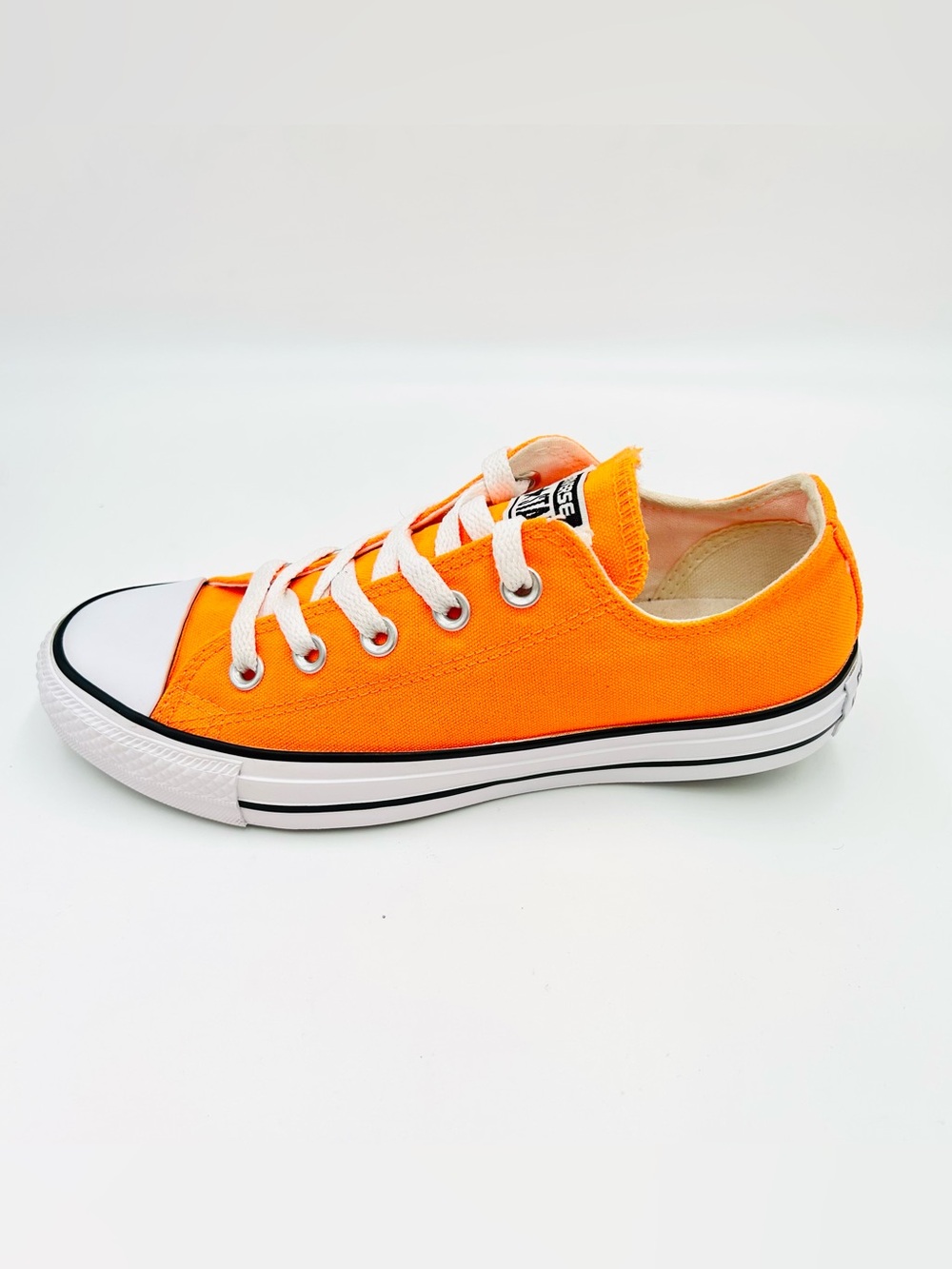 Converse Chuck Taylor All Star Ox Low Top Sneakers Women Size 6 Bright Orange Ca - Picture 5 of 10